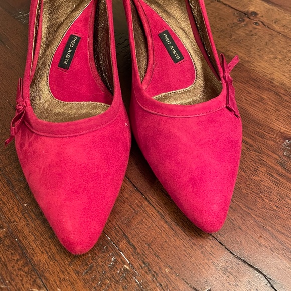 Pied Juste Suede Kitten Heel with Side Bow - Picture 4 of 7